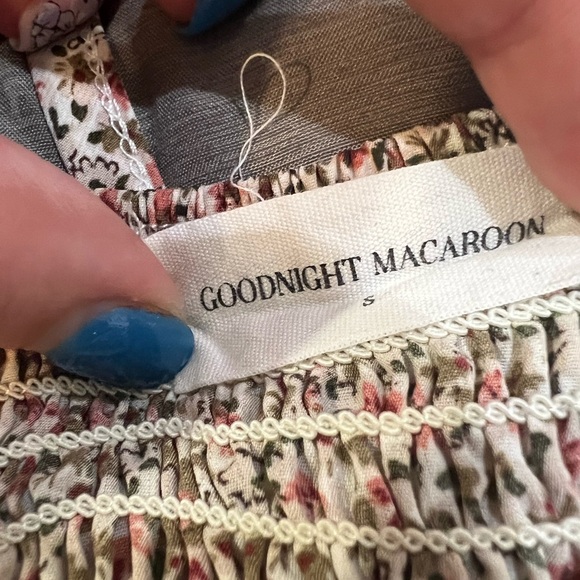 Goodnight Macaroon Floral Crop Top and Pant Set S - Picture 4 of 5